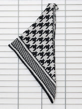 Dreieckstuch mit Hahnentritt Muster - 3 Farben - CurvyRausch - Plus Size Damenmode