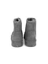 Gefütterte Boots in grau - CurvyRausch - Plus Size Damenmode