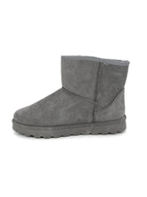 Gefütterte Boots in grau - CurvyRausch - Plus Size Damenmode