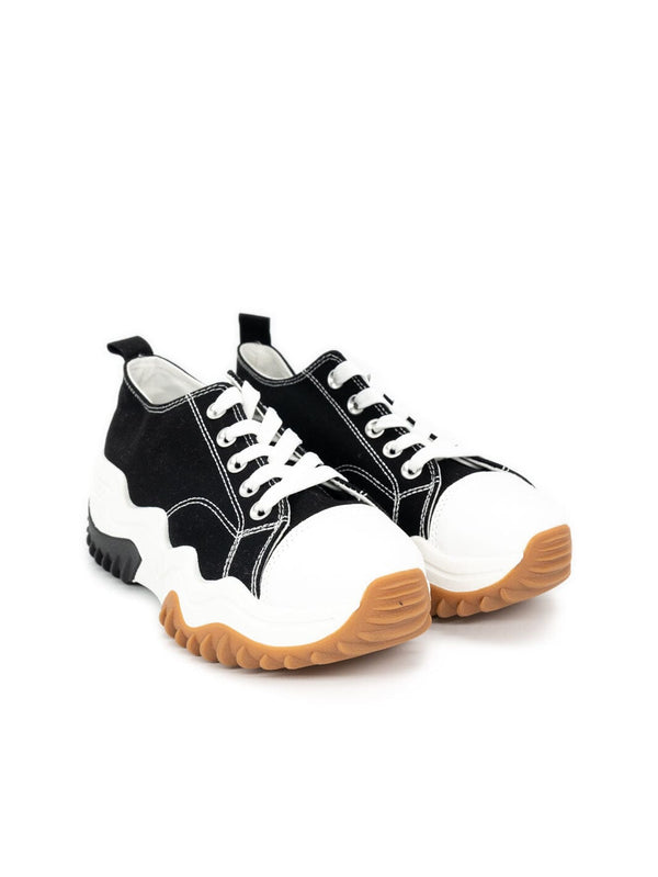 Halbschuhe in schwarz weiß – in großen Größen von CurvyRausch. Stylische Plus Size Fashion für kurvige Frauen.