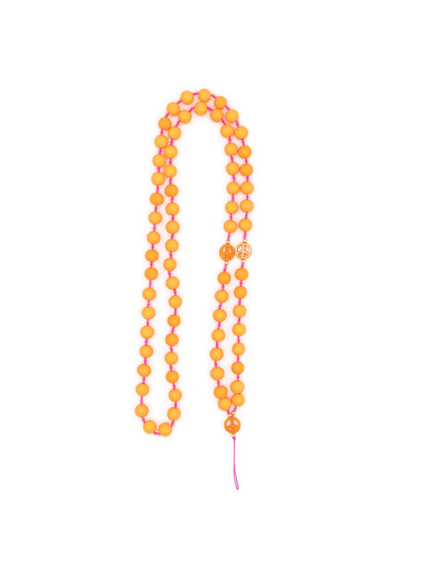 Handykette aus Holzperlen mit Peace - Zeichen – in großen Größen von CurvyRausch. Stylische Plus Size Fashion für kurvige Frauen.