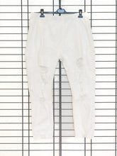 Jeans mit Cuts in weiß - CurvyRausch - Plus Size Damenmode