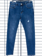 Jeans mit kleinen Cutouts - CurvyRausch - Plus Size Damenmode