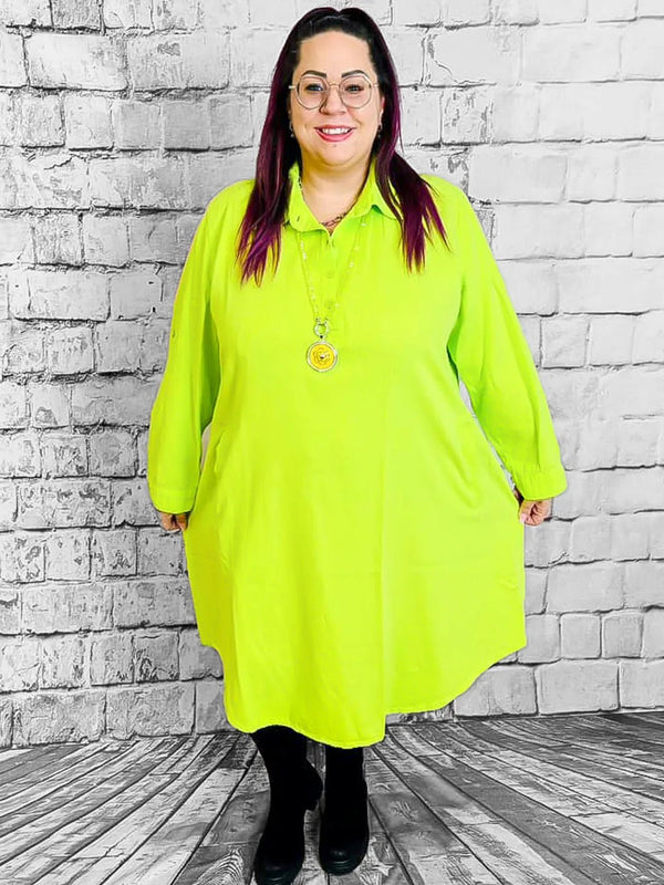 Kekoo Blusenkleid in lebhaftem Grün - CurvyRausch - Plus Size Damenmode