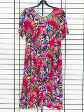 Kleid von Magna mit floralem Muster | 4 Größen - CurvyRausch - Plus Size Damenmode