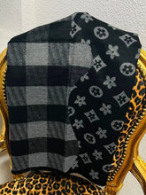 Schal mit schönem Muster - CurvyRausch - Neuheit - Plus Size Damenmode