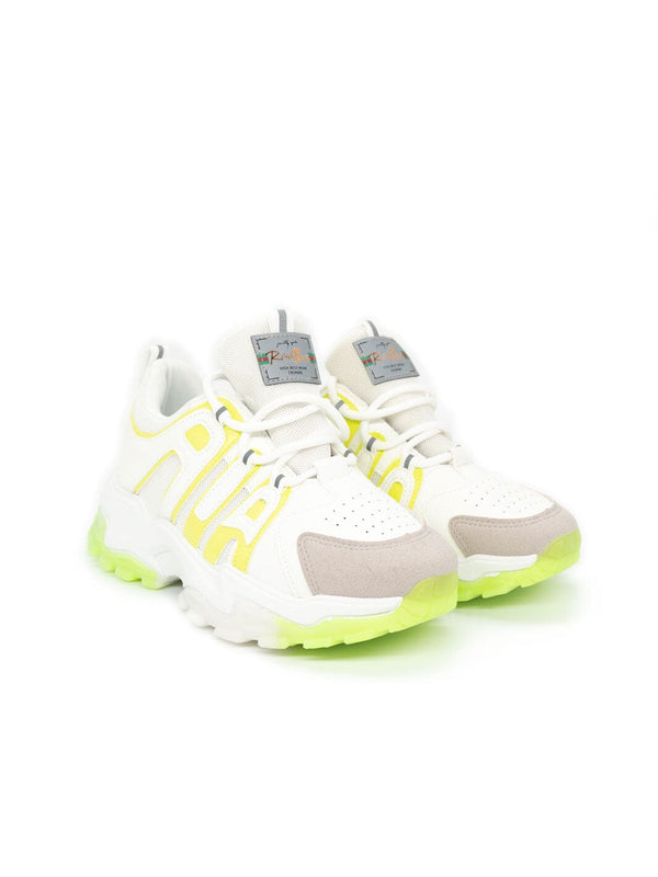 Sneakers weiß mit neon – in großen Größen von CurvyRausch. Stylische Plus Size Fashion für kurvige Frauen.