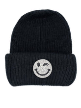 Super schöne Mütze mit Smiley - CurvyRausch - Plus Size Damenmode