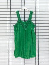 Uni - Top mit Spitze in 7 sommerlichen Farben - CurvyRausch - Plus Size Damenmode