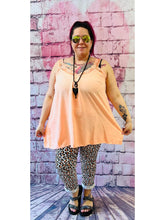 Uni - Top mit Spitze in 7 sommerlichen Farben - CurvyRausch - Plus Size Damenmode